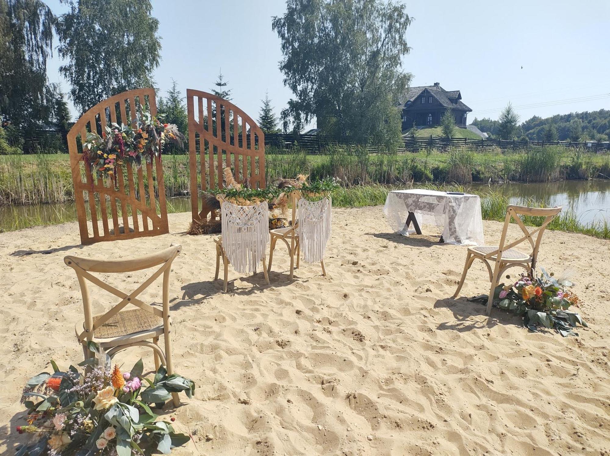 Dom Nad Rozlewiskiem Zamość Buitenkant foto